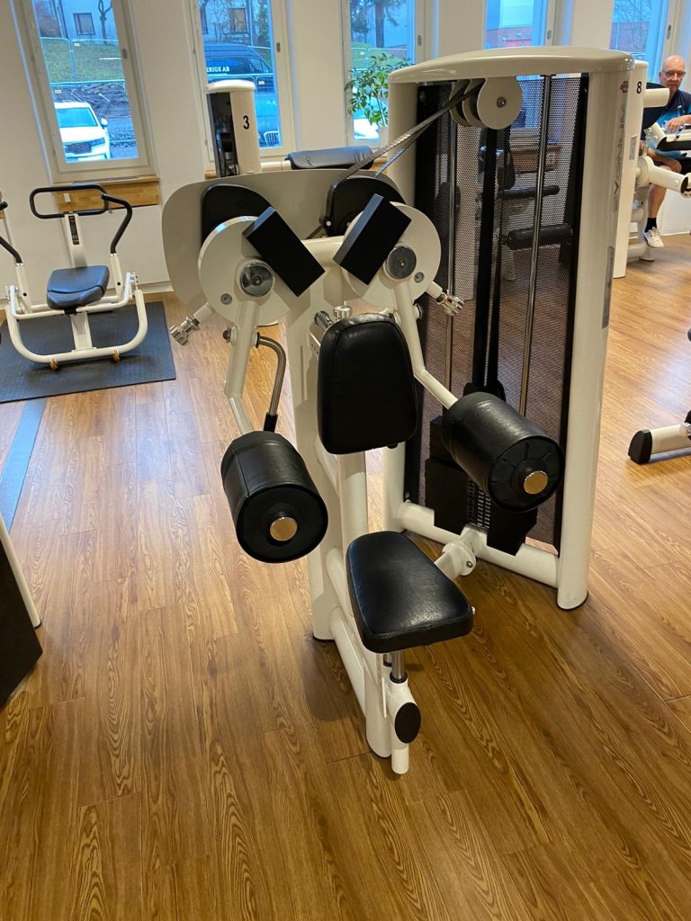 Gym 80 olkapää kone