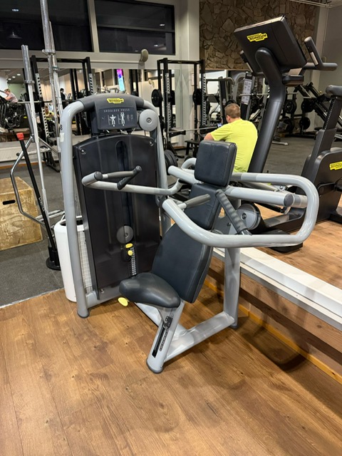 Thecnogym olkapää kone